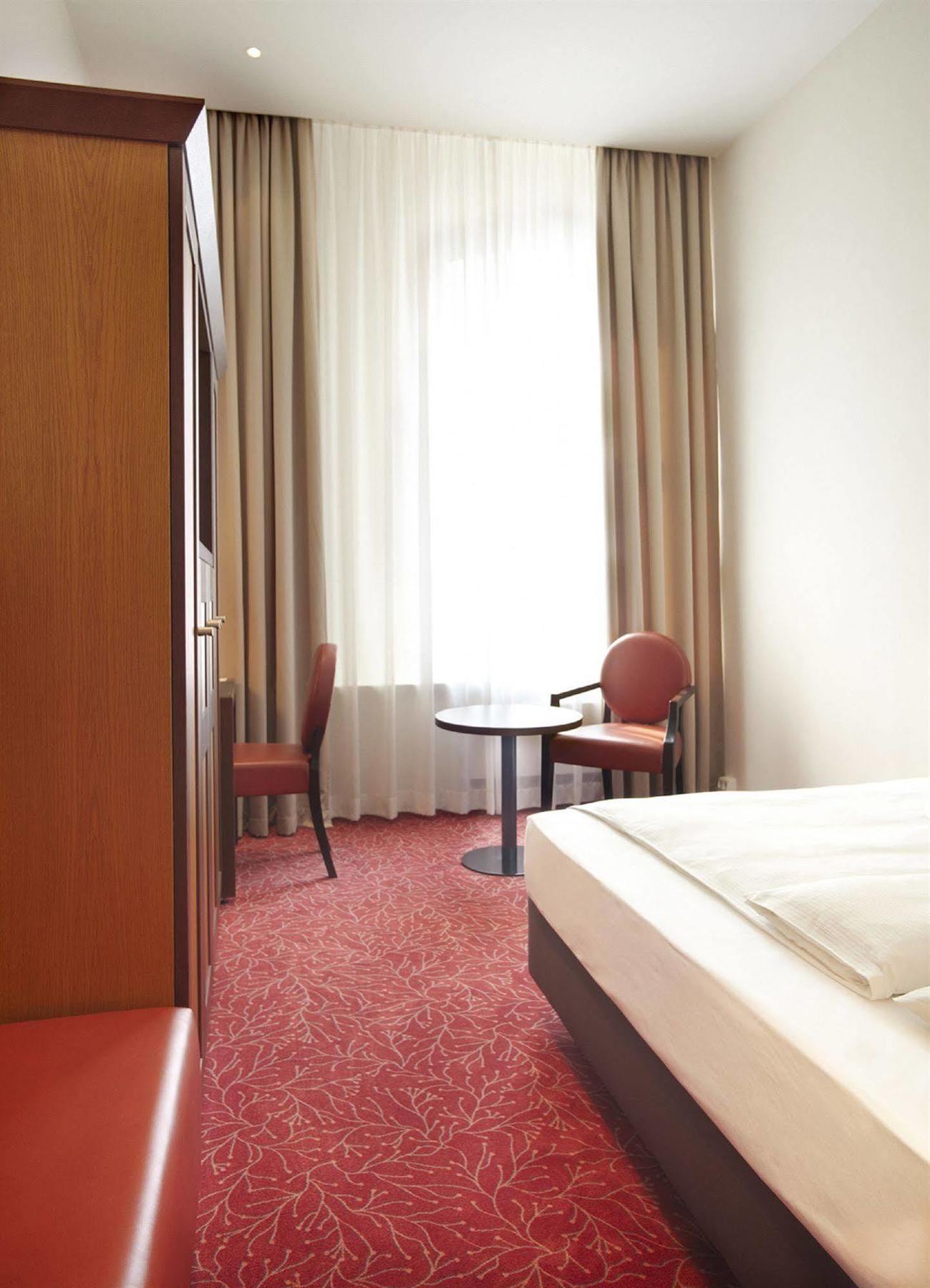 Hotel Hafen Hamburgo Quarto foto